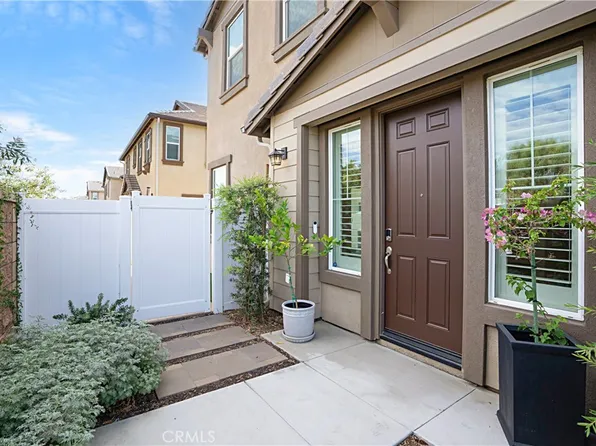 40596 Birchfield Dr, Temecula, CA 92591