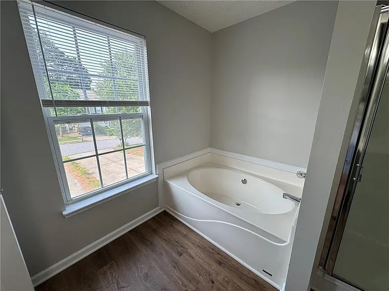 3609 Beacon Rdg — Photo 11