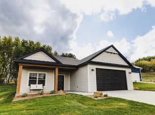 3220 Allison Ln NE, Rochester, MN 55906