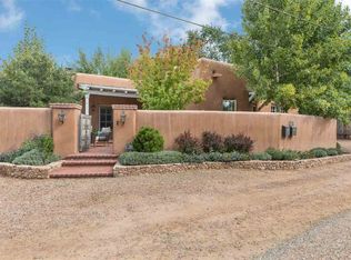 620A Martinez Ln, Santa Fe, NM 87505