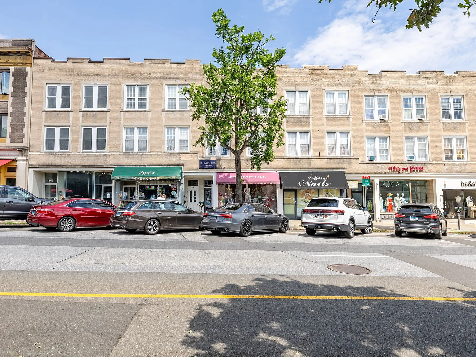 347 Greenwich Ave — Photo 1