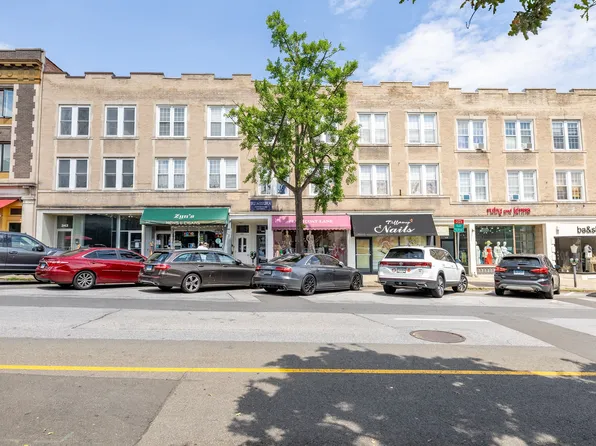 347 Greenwich Ave, Greenwich, CT 06830