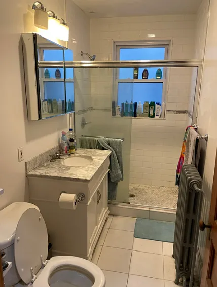5 bed, 9999 sqft, $5,650 — Photo 4