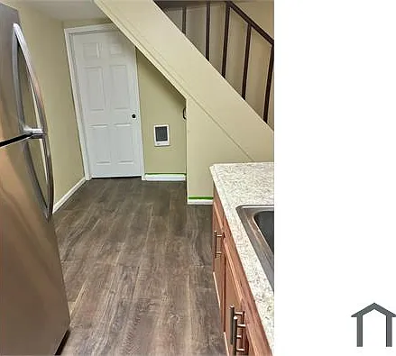 6043 Wister St #2F — Photo 6