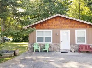 7460 Cairn Hwy, Elk Rapids, MI 49629