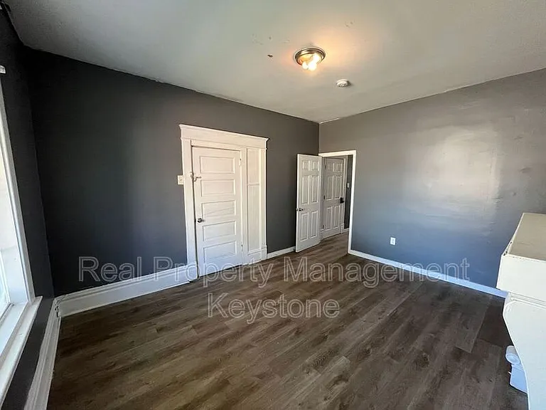 1834 Flagler St #1 — Photo 9