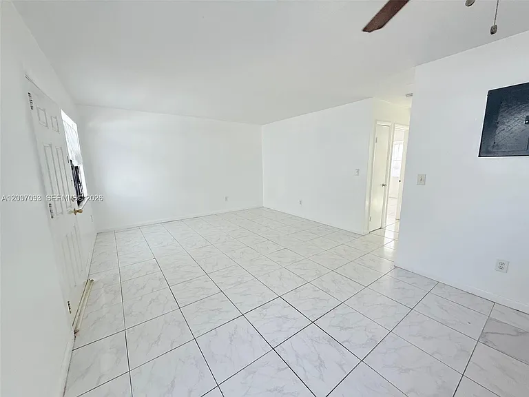 121 NE 80th Ter #4 — Photo 6