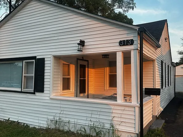 313 Grand Blvd, Loves Park, IL 61111