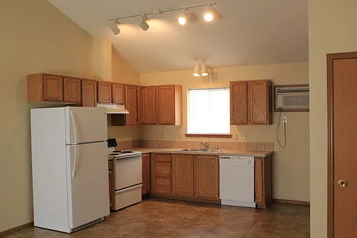 1017 East 19th Avenue — Photo 1