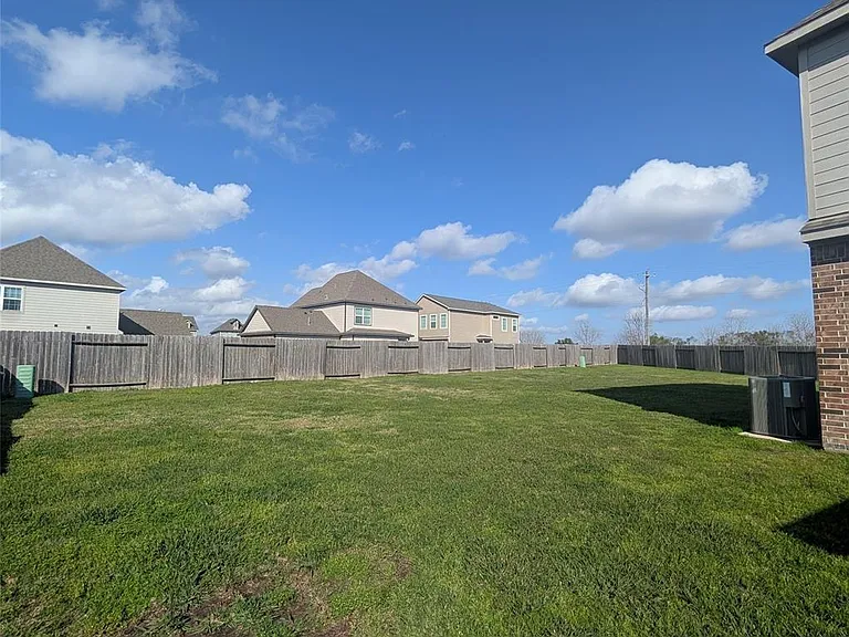 2242 Cross Colony Dr — Photo 18