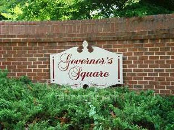 5th image of 4003 Governors Sq APT 5