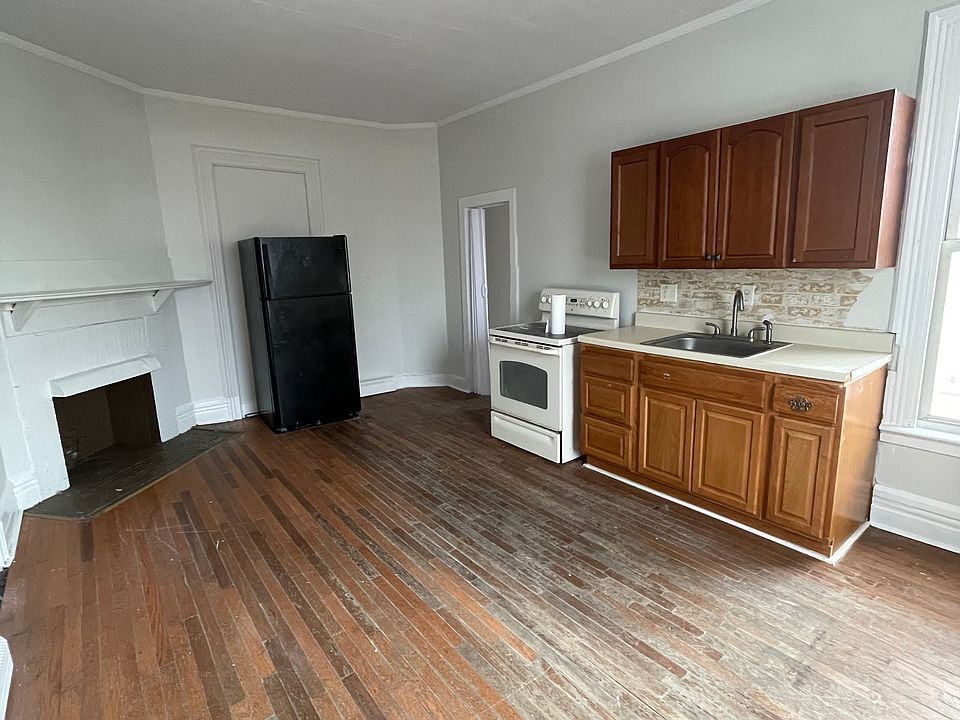 1st image of 144 Prospect St Unit 1