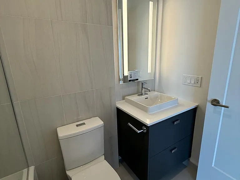 10 Inn On The Park Dr #2204 — Photo 11