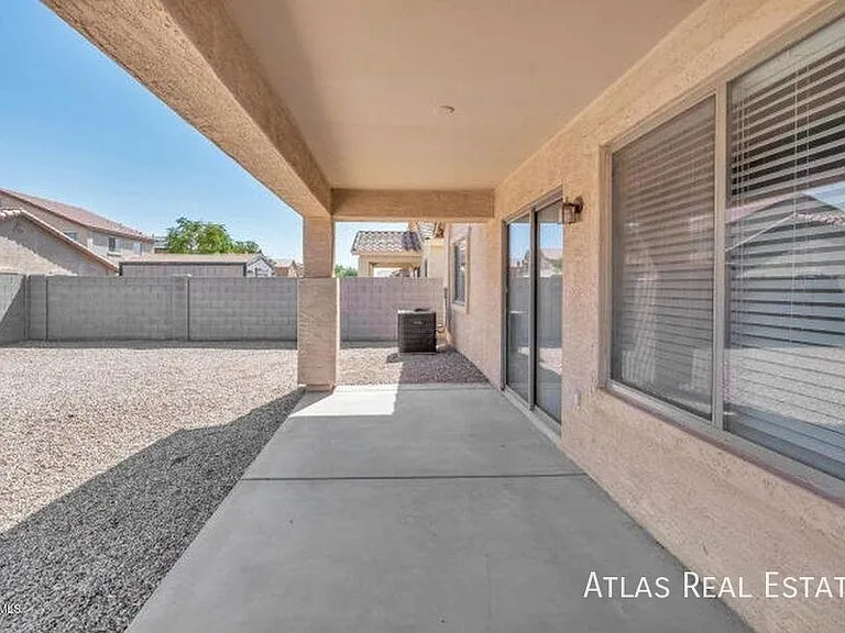 36556 W Velazquez Dr — Photo 2