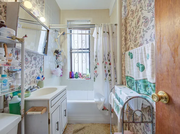 41-41 41st Street image 15 of 29