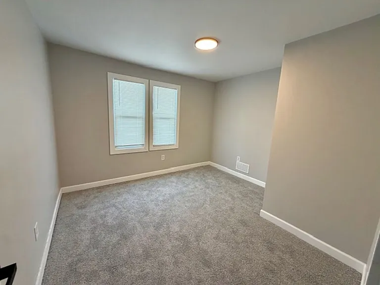 3916 Bewick St — Photo 15
