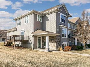 703 Mission Point Rd, Iowa City, IA 52245