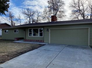 902 Mossman Dr, Billings, MT 59105