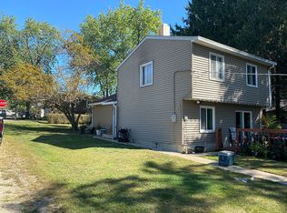 619 W Highland Ter, Round Lake Beach, IL