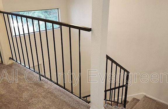 4th image of 402 4th St SE #A