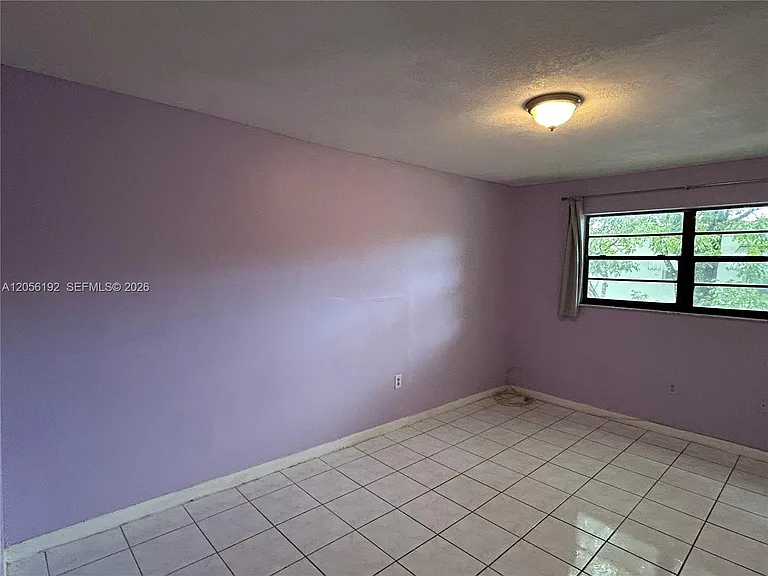 1925 Madison St #14 — Photo 11