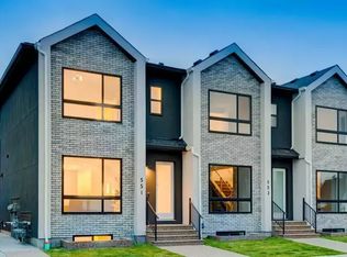 553 20th St NW #553, Calgary, AB T2N4X8