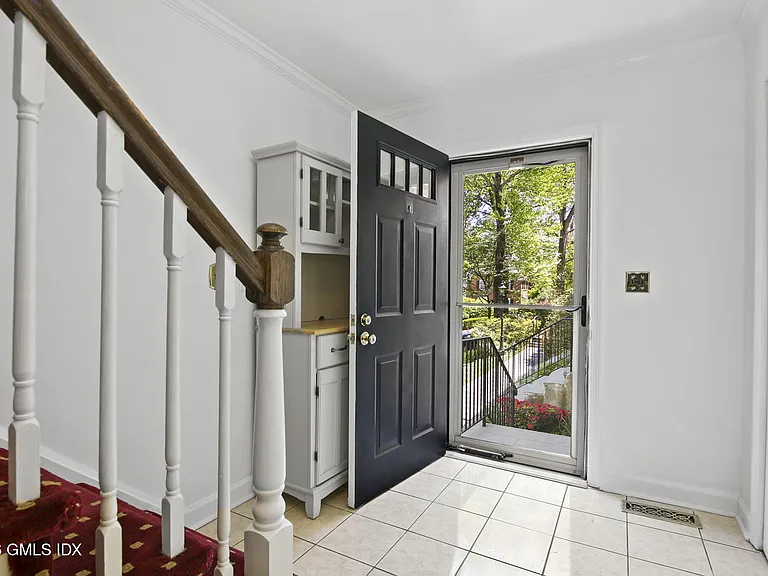 60 Greenwich Hills Dr #60 — Photo 4