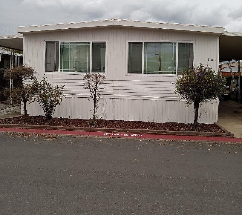 1st image of 200 Burnett Ave #161