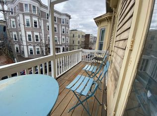 91 Hancock St APT 10, Cambridge, MA 02139