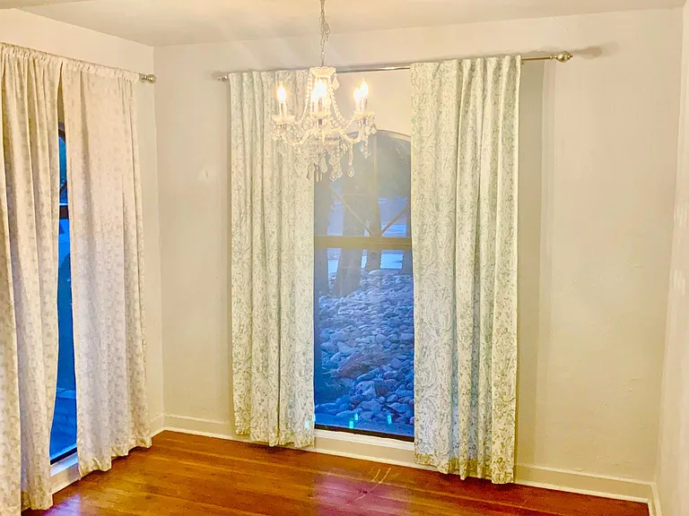 1027 E Palm Ln — Photo 4