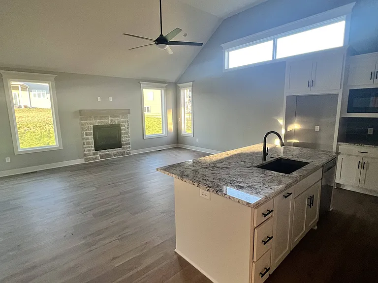 25484 W 114th Ct — Photo 4