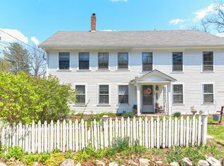 102 Franklin St, Douglas, MA 01516