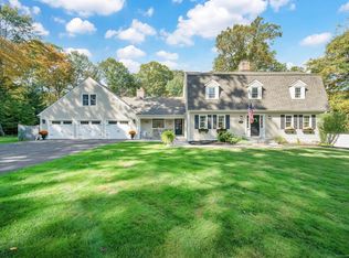 100 Paper Chase Trl, Avon, CT 06001