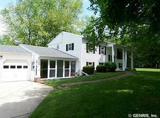 7085 Warboys Rd, Bergen, NY 14416