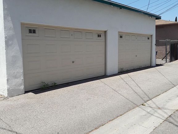 2nd image of 1834 N Hollywood Way APT C