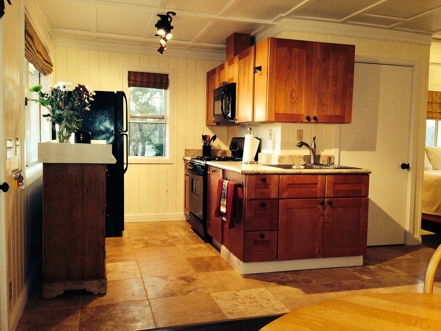 Studio, 533 sqft, $2,750 — Photo 3