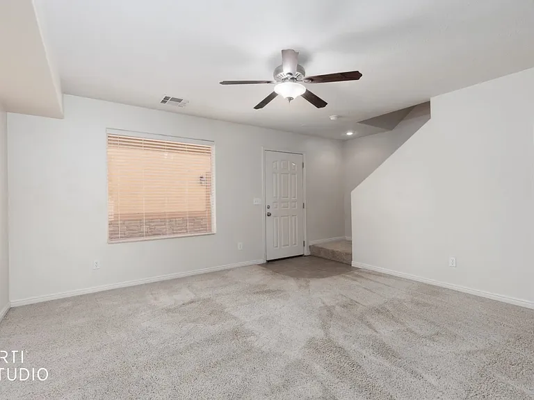 717 Hafen Ln #2A — Photo 4