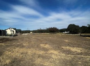 319 Turkey Trot Rd, Uvalde, TX 78801