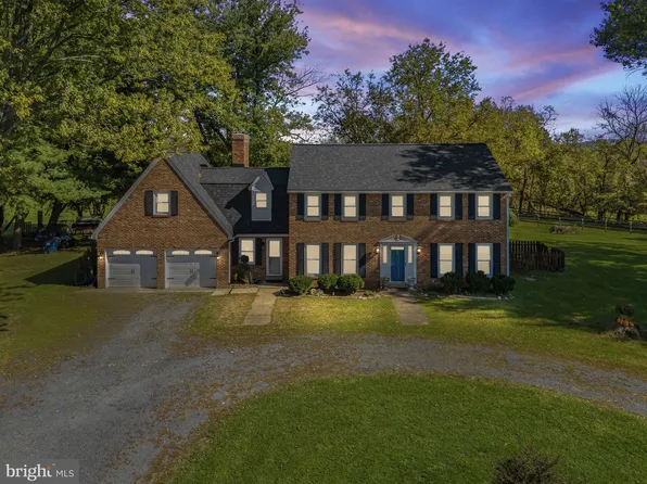 40034 Featherbed Ln, Lovettsville, VA 20180