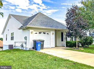 3 Elm Rd, Manahawkin, NJ 08050
