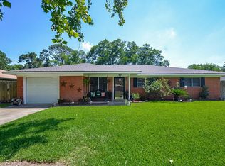 503 Nancy St, Edna, TX 77957