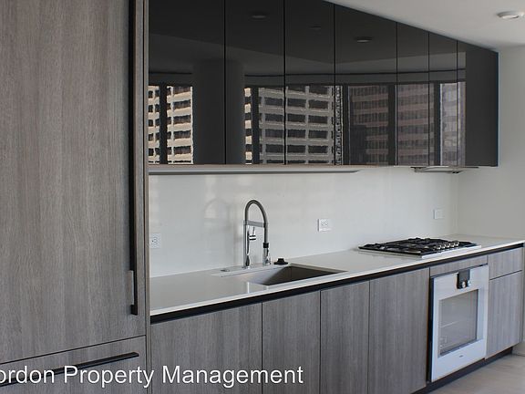 2nd image of 201 Folsom St APT 11C