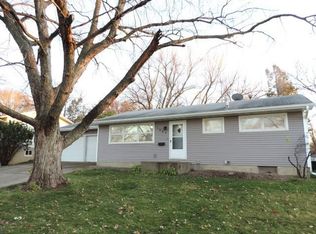 1537 Hollywood Blvd, Iowa City, IA 52240