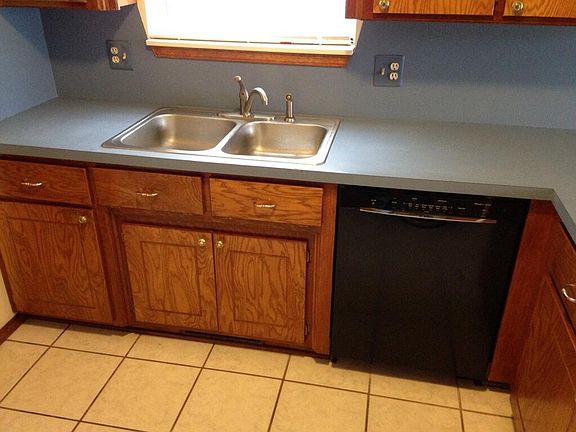 2nd image of 2621 N Lincoln Ave
