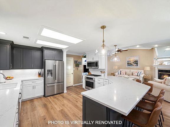3rd image of 619 Citrus Ave