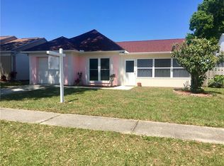 1911 Crown Park Dr, Valrico, FL 33594