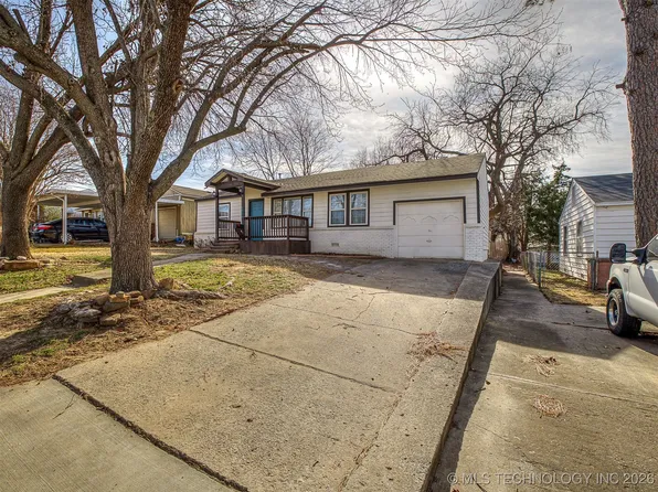 1934 W 46th Pl, Tulsa, OK 74107