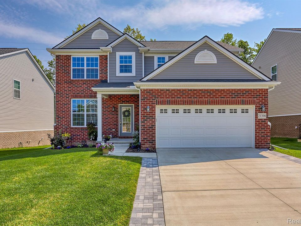 1st image of 21390 Navarra Dr
