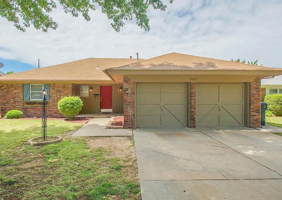 8801 S Youngs Blvd