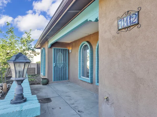 712 Tranquilino Ct NE, Albuquerque, NM 87102